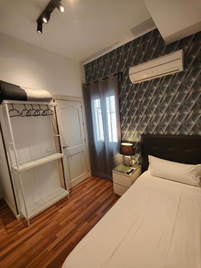 Single Rooms Madrid Luaran gambar
